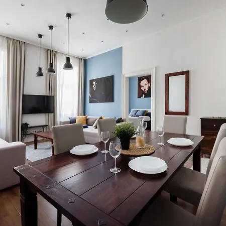 Films Apartment *
